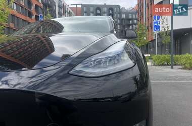 Позашляховик / Кросовер Tesla Model Y 2023 в 