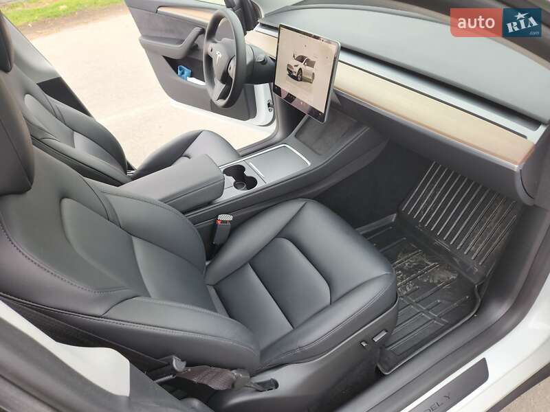 Внедорожник / Кроссовер Tesla Model Y 2023 в Сквире фото 15 Внедорожник / Кроссовер Tesla Model Y 2023 в Сквире