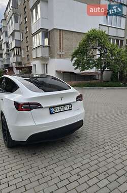 Внедорожник / Кроссовер Tesla Model Y 2020 в 