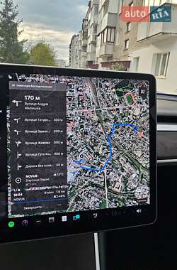 Внедорожник / Кроссовер Tesla Model Y 2020 в 