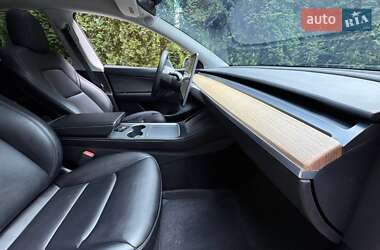 Внедорожник / Кроссовер Tesla Model Y 2022 в 
