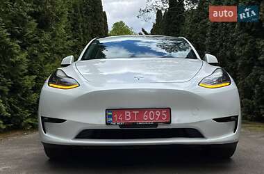 Внедорожник / Кроссовер Tesla Model Y 2022 в 