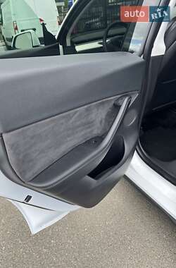 Внедорожник / Кроссовер Tesla Model Y 2021 в 