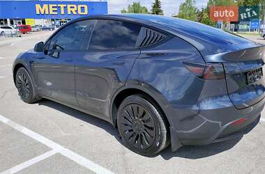 Внедорожник / Кроссовер Tesla Model Y 2024 в 