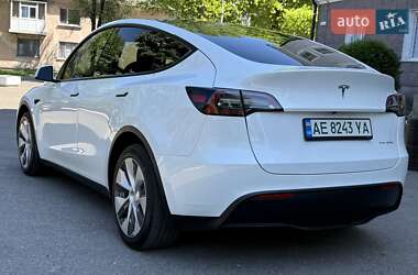 Внедорожник / Кроссовер Tesla Model Y 2021 в 