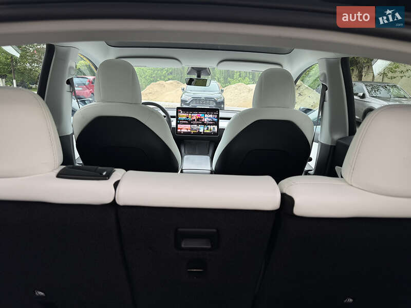 Внедорожник / Кроссовер Tesla Model Y 2021 в Виннице