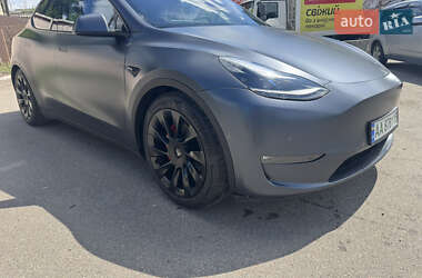Внедорожник / Кроссовер Tesla Model Y 2022 в Киеве
