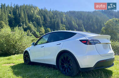 Внедорожник / Кроссовер Tesla Model Y 2021 в 