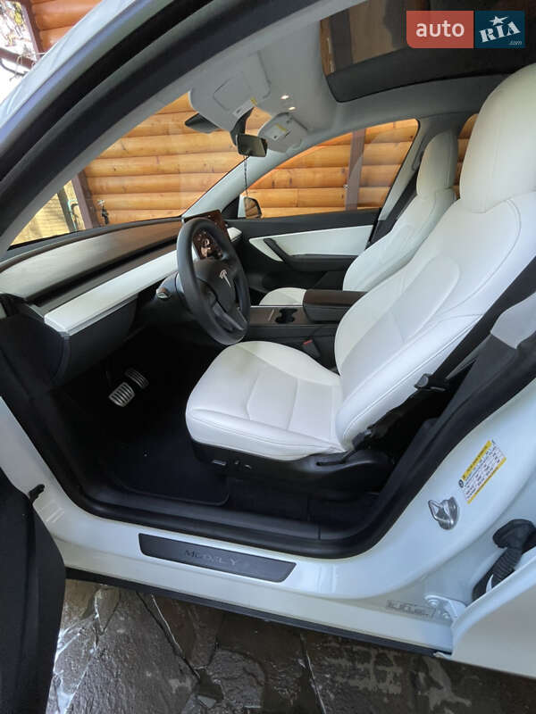 Внедорожник / Кроссовер Tesla Model Y 2021 в Днепре