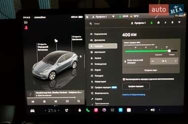 Позашляховик / Кросовер Tesla Model Y 2023 в 