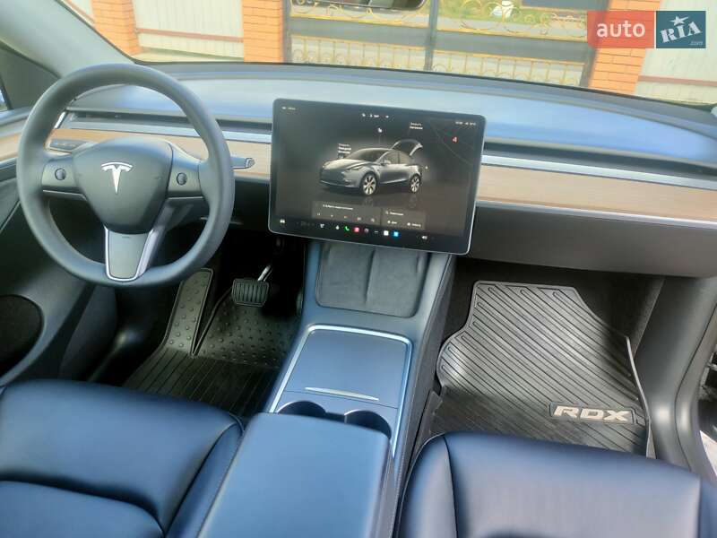 Позашляховик / Кросовер Tesla Model Y 2023 в Києві