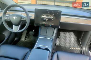 Позашляховик / Кросовер Tesla Model Y 2023 в 