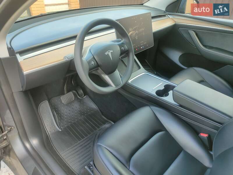 Позашляховик / Кросовер Tesla Model Y 2023 в Києві