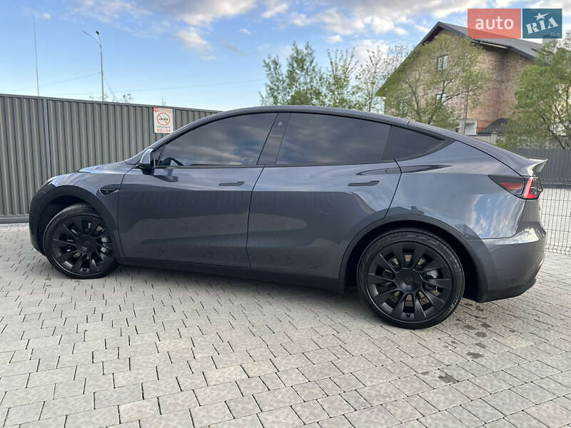 Внедорожник / Кроссовер Tesla Model Y 2021 в Львове