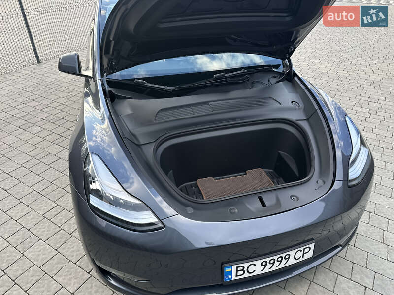 Внедорожник / Кроссовер Tesla Model Y 2021 в Львове