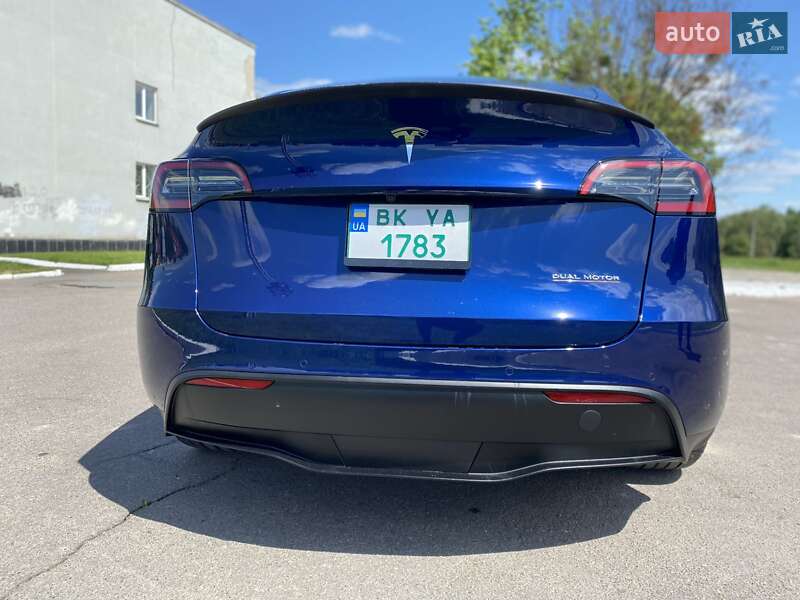 Внедорожник / Кроссовер Tesla Model Y 2022 в Ровно