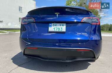 Позашляховик / Кросовер Tesla Model Y 2022 в 