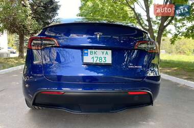 Позашляховик / Кросовер Tesla Model Y 2022 в 