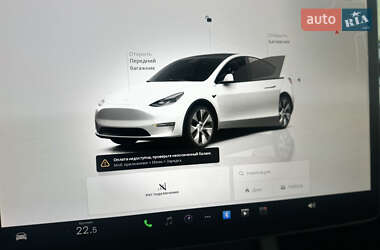 Внедорожник / Кроссовер Tesla Model Y 2023 в 