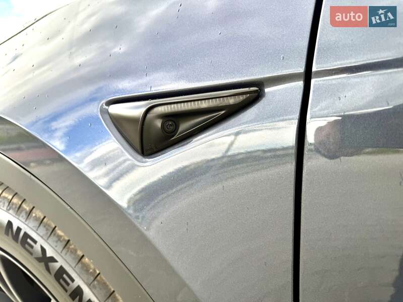 Позашляховик / Кросовер Tesla Model Y 2022 в Тернополі