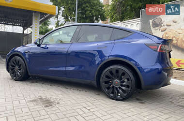 Позашляховик / Кросовер Tesla Model Y 2023 в Києві