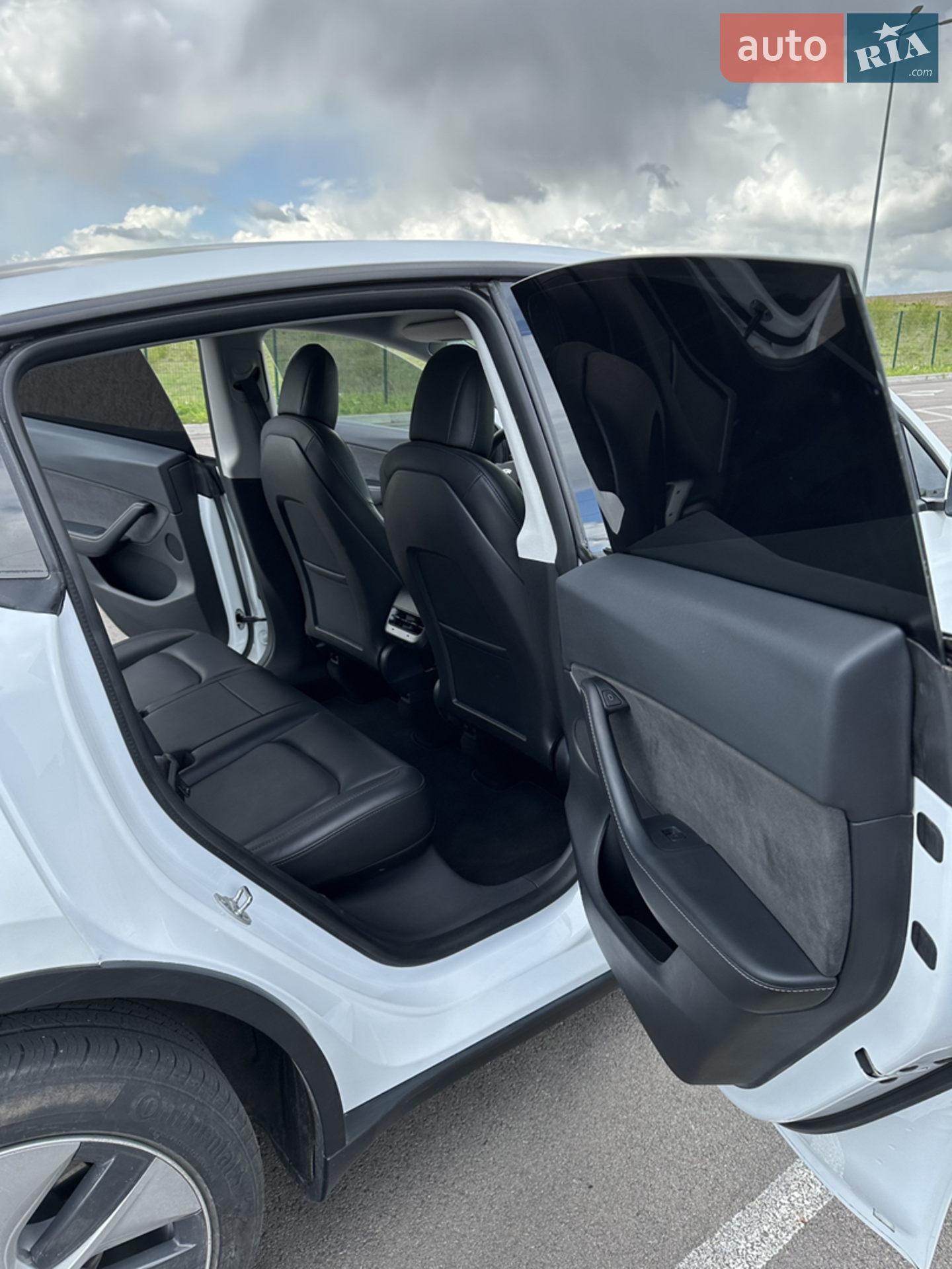 2021 Tesla Model Y - мініатюра 12