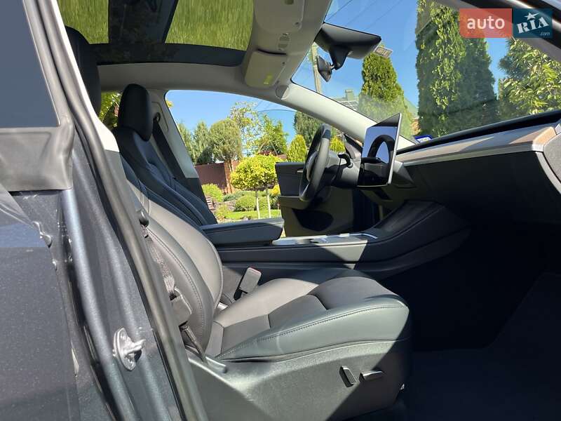 Внедорожник / Кроссовер Tesla Model Y 2023 в Виннице