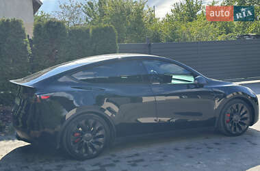 Позашляховик / Кросовер Tesla Model Y 2022 в Львові