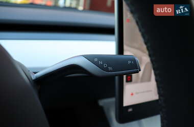 Внедорожник / Кроссовер Tesla Model Y 2023 в 