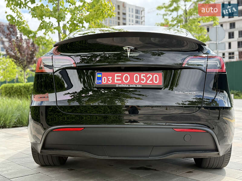 Внедорожник / Кроссовер Tesla Model Y 2023 в Киеве