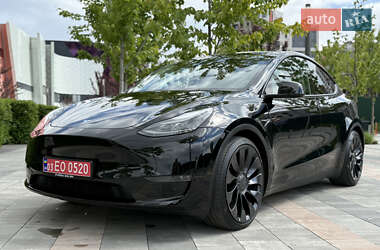 Внедорожник / Кроссовер Tesla Model Y 2023 в 