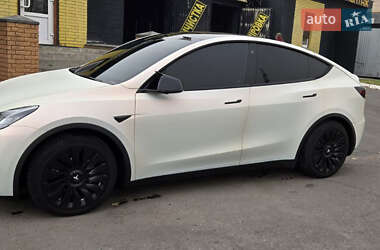 Позашляховик / Кросовер Tesla Model Y 2021 в Сумах