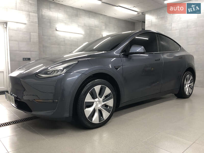 Внедорожник / Кроссовер Tesla Model Y 2020 в Ивано-Франковске
