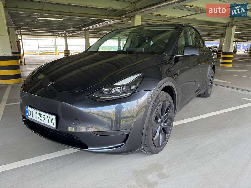 Внедорожник / Кроссовер Tesla Model Y 2024 в Киеве