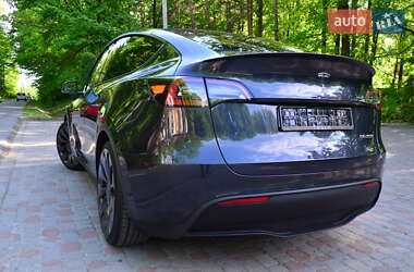 Внедорожник / Кроссовер Tesla Model Y 2024 в 