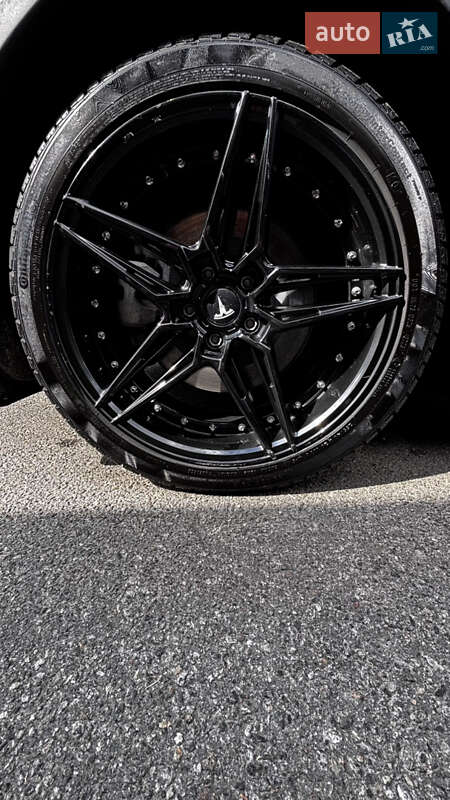 Внедорожник / Кроссовер Tesla Model Y 2020 в Киеве