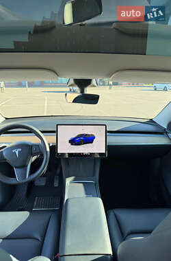 Позашляховик / Кросовер Tesla Model Y 2022 в 