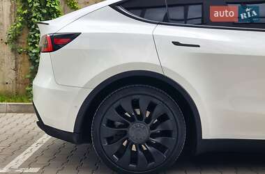 Позашляховик / Кросовер Tesla Model Y 2021 в 