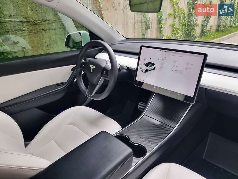 Позашляховик / Кросовер Tesla Model Y 2021 в Хмельницькому