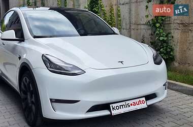 Позашляховик / Кросовер Tesla Model Y 2021 в 