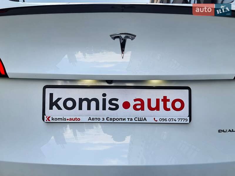 Позашляховик / Кросовер Tesla Model Y 2021 в Хмельницькому