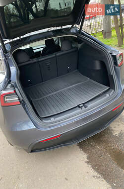 Внедорожник / Кроссовер Tesla Model Y 2020 в 
