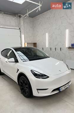 Внедорожник / Кроссовер Tesla Model Y 2024 в 