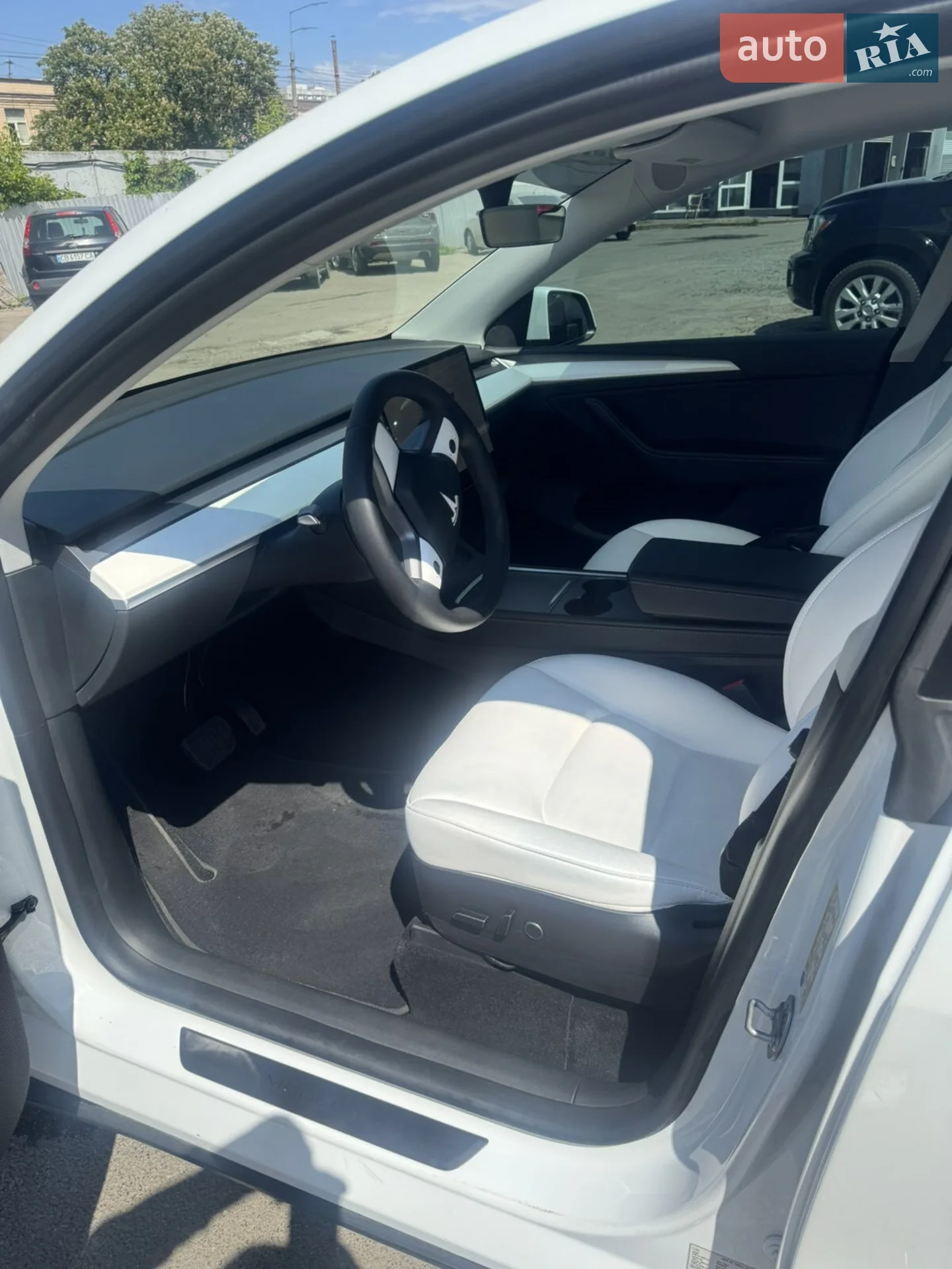 2022 Tesla Model Y - мініатюра 12