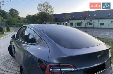 Внедорожник / Кроссовер Tesla Model Y 2022 в 