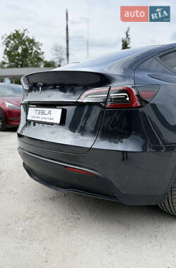 Внедорожник / Кроссовер Tesla Model Y 2024 в 