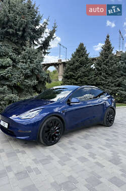 Внедорожник / Кроссовер Tesla Model Y 2022 в 