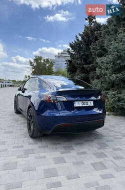 Внедорожник / Кроссовер Tesla Model Y 2022 в 