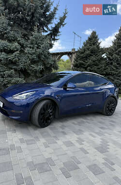 Внедорожник / Кроссовер Tesla Model Y 2022 в 