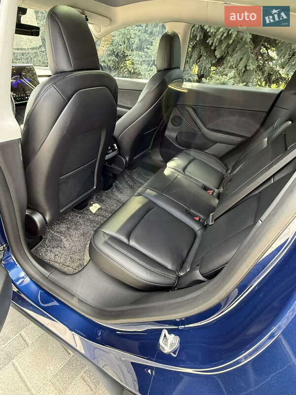 Позашляховик / Кросовер Tesla Model Y 2022 в Дніпрі